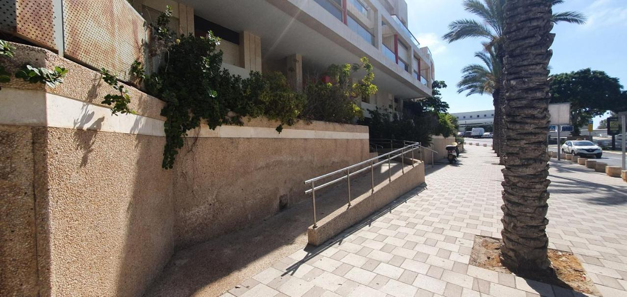 Bnbisrael Apartments - Ramat Yam Marine Herzelia Kültér fotó
